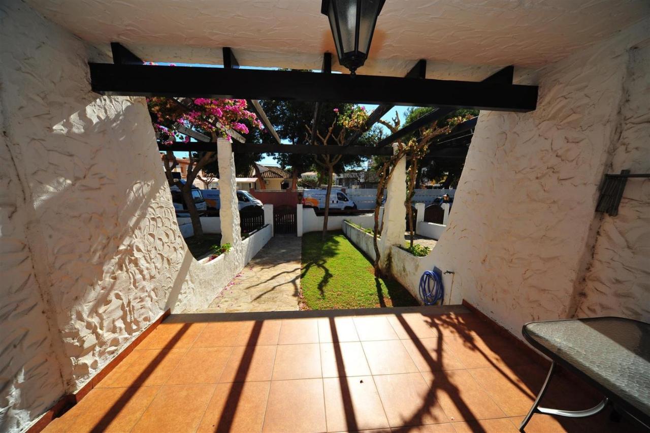 ベニカシム Orange Park Duplex Familiar Jardinヴィラ エクステリア 写真